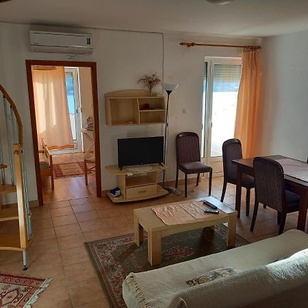 Apartman Supetarska Draga Appartement Buitenkant foto