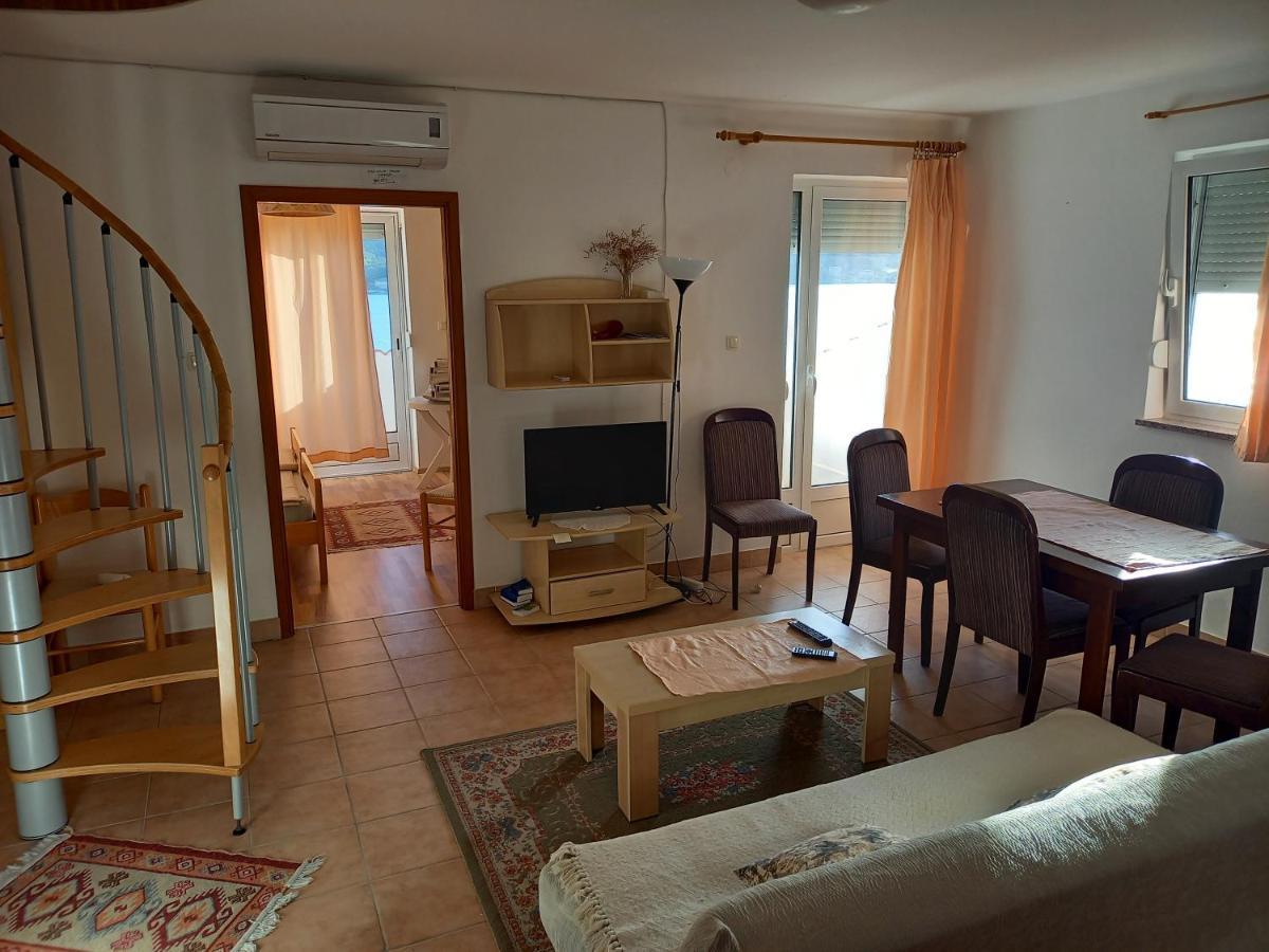 Apartman Supetarska Draga Appartement Buitenkant foto