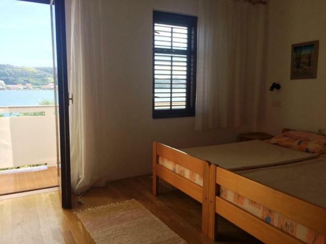 Apartman Supetarska Draga Appartement Buitenkant foto