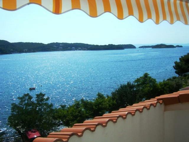 Apartman Supetarska Draga Appartement Buitenkant foto