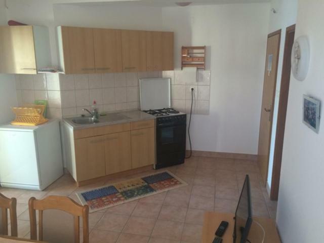 Apartman Supetarska Draga Appartement Buitenkant foto