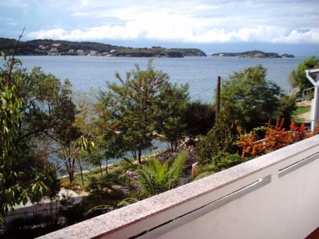 Apartman Supetarska Draga Appartement Buitenkant foto