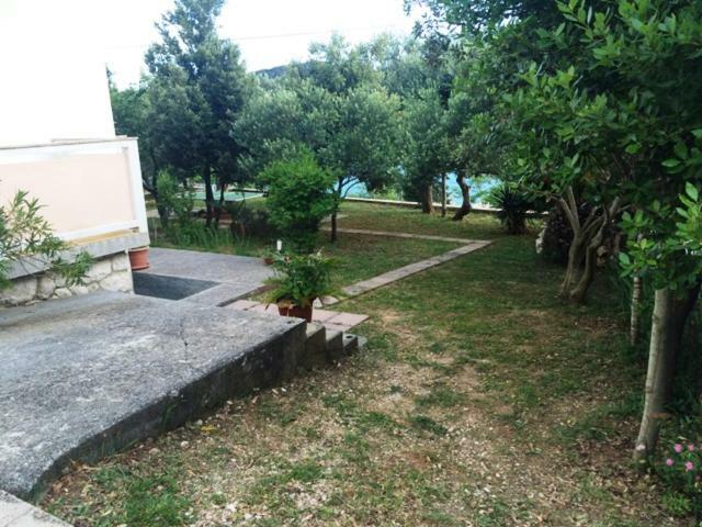 Apartman Supetarska Draga Buitenkant foto